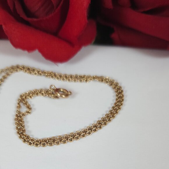 Vintage Avon MOM Crystal Gold Tone Pendant Necklace - Picture 11 of 12